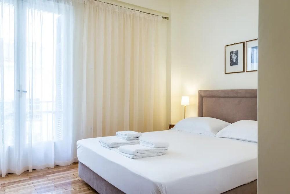 Chic Flat In Kolonaki Next To American Embassy アテネ エクステリア 写真