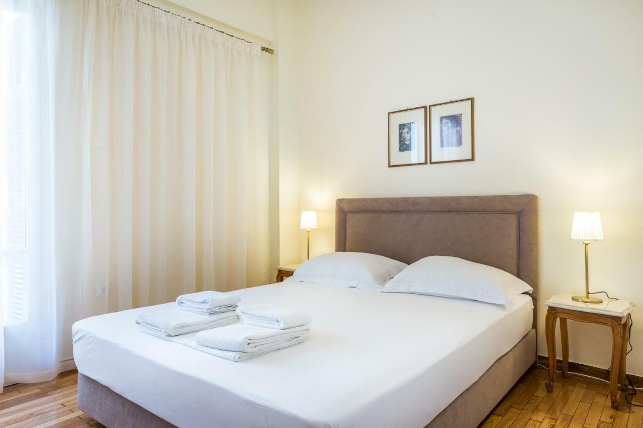 Chic Flat In Kolonaki Next To American Embassy アテネ エクステリア 写真