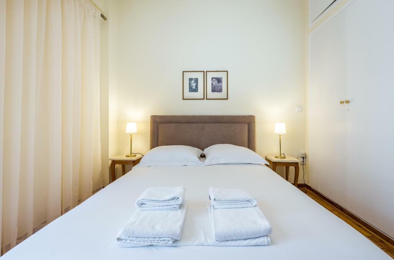 Chic Flat In Kolonaki Next To American Embassy アテネ エクステリア 写真