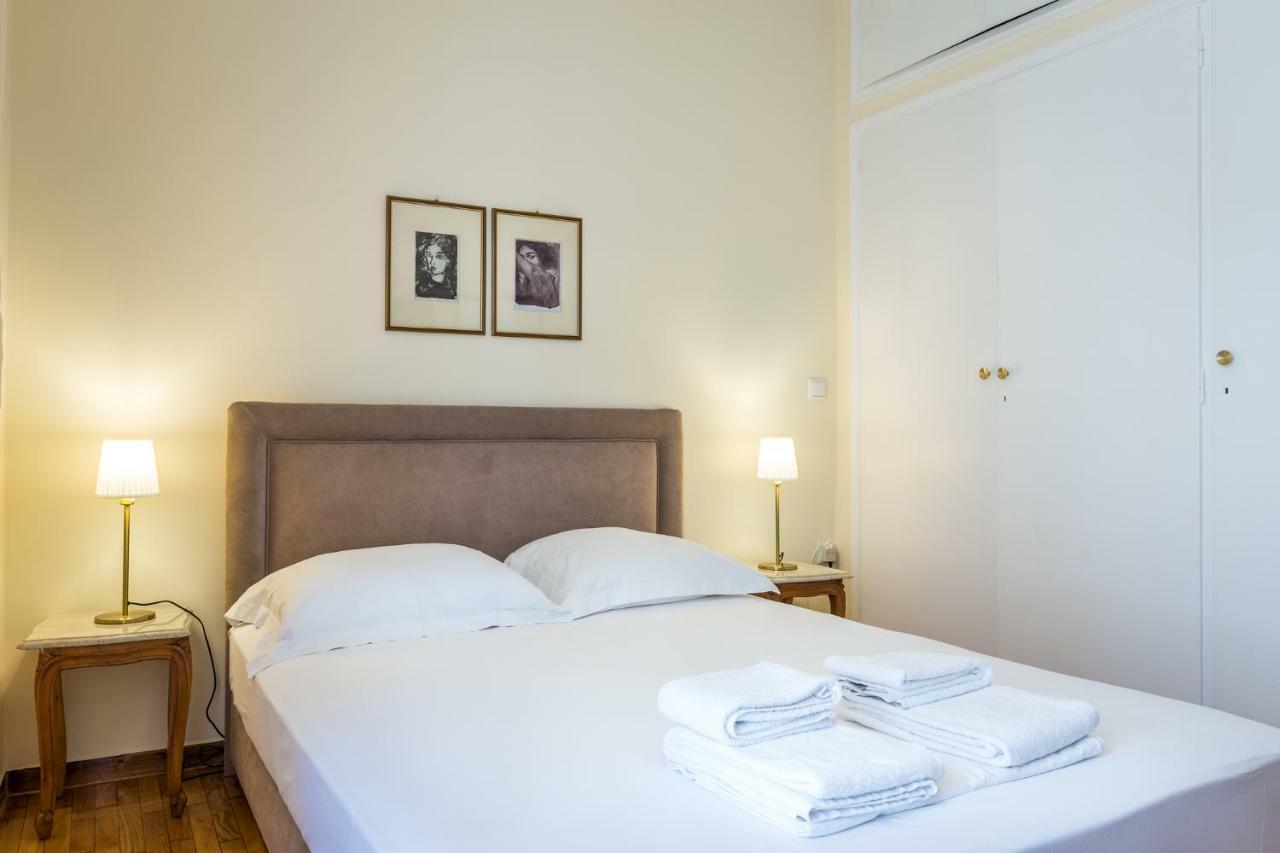 Chic Flat In Kolonaki Next To American Embassy アテネ エクステリア 写真